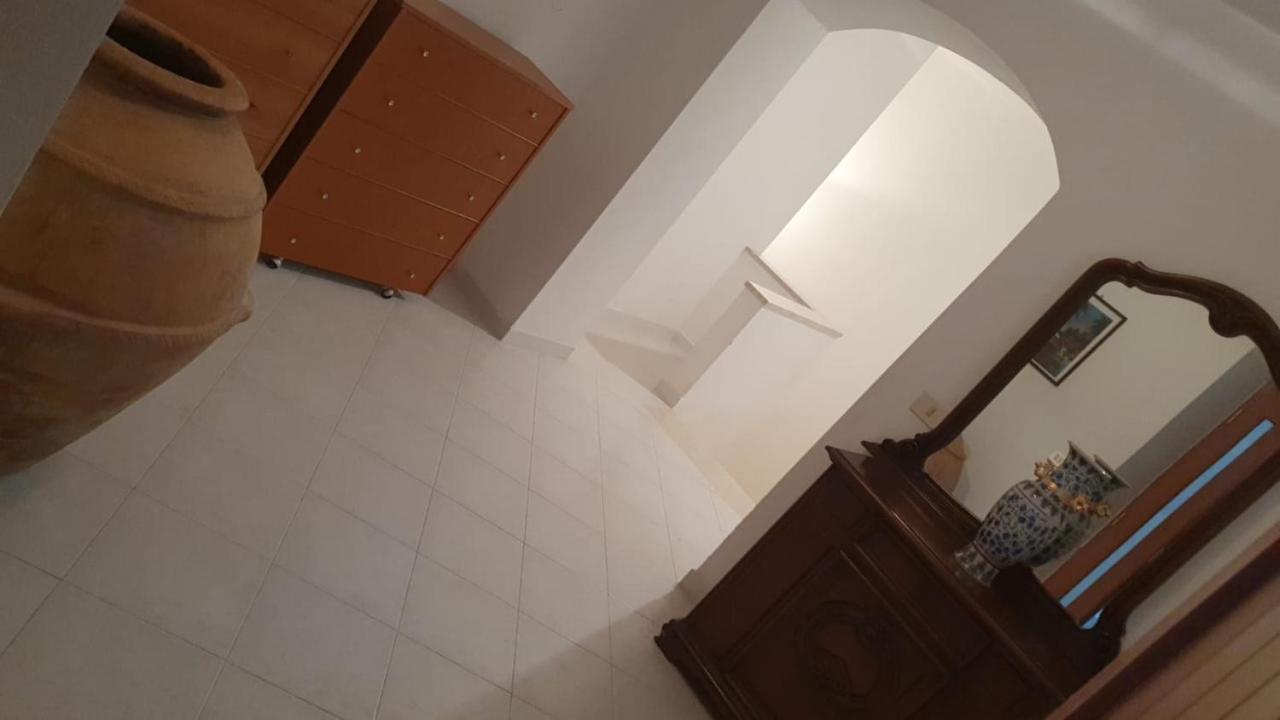 Apartamento Casa Vacanze Al Borgo Antico Aieta Exterior foto